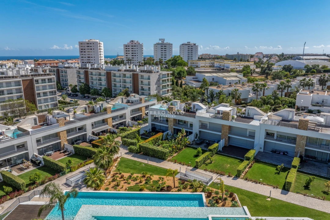 Moradia T3 para Venda em Albufeira e Olhos de Água Foto 36