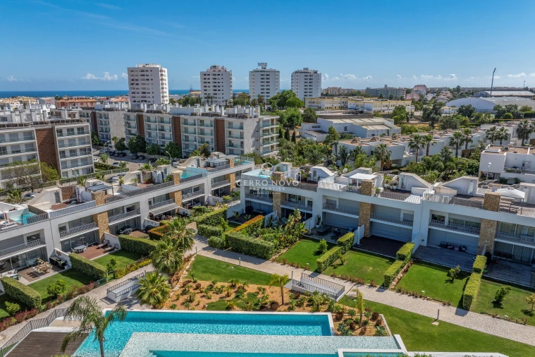 Moradia T3 para Venda em Albufeira e Olhos de Água Foto 36