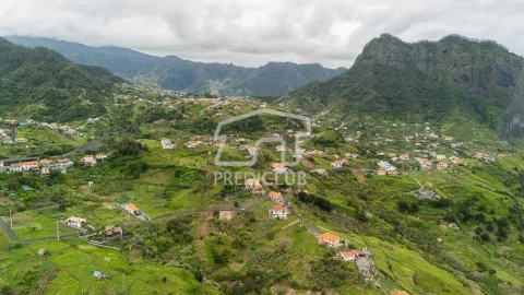 Terreno para Venda em Machico