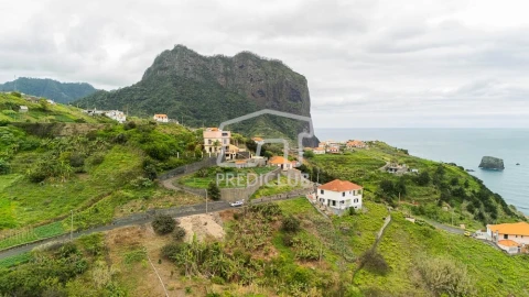 Terreno para Venda em Machico