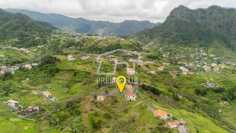 Terreno para Venda em Machico