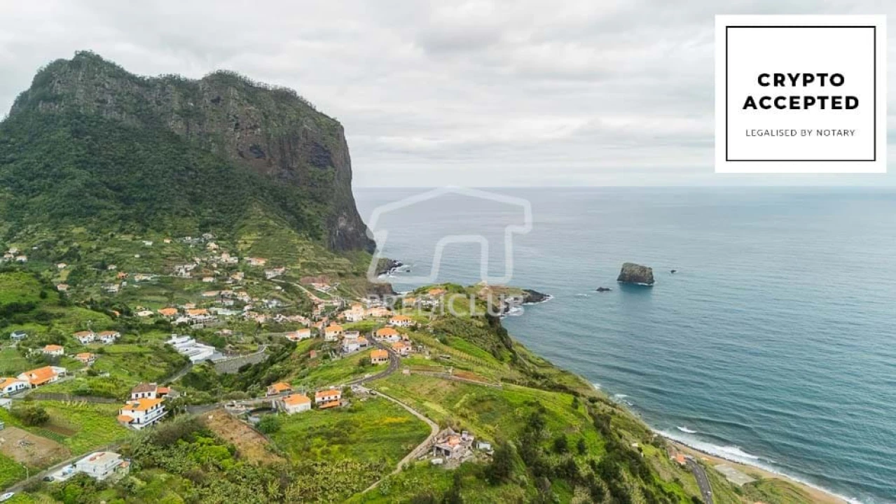 Terreno para Venda em Machico Foto 1