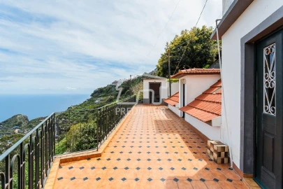 Moradia T3 para Venda em Camara de Lobos