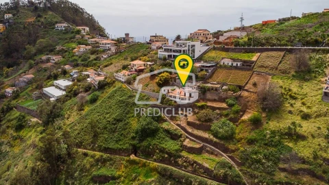 Moradia T3 para Venda em Camara de Lobos
