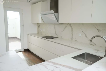 Moradia T3 para Venda em Vila de Sagres