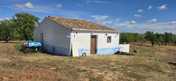 Quinta T2 para Venda em Silves