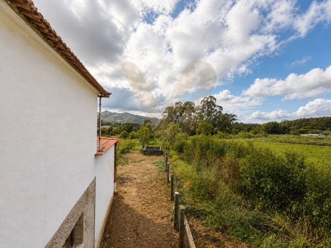 Moradia T4 para Venda em Fornelos e Queijada Foto 18