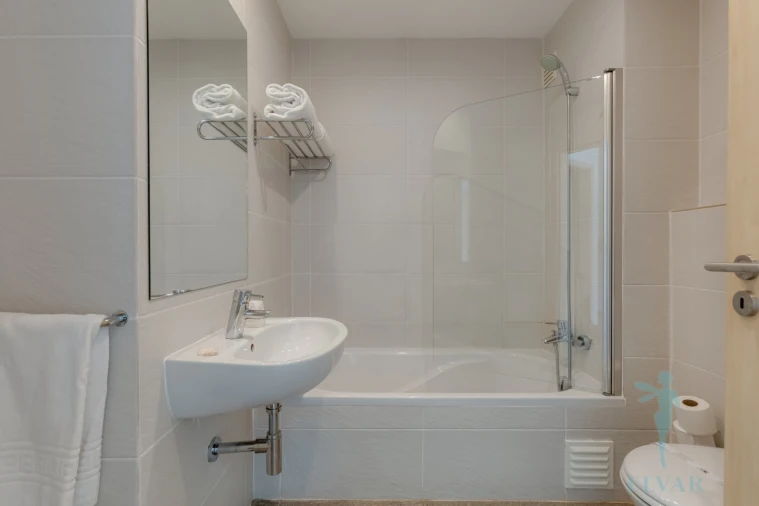 Apartamento T2 para Venda em Odiaxere Foto 22