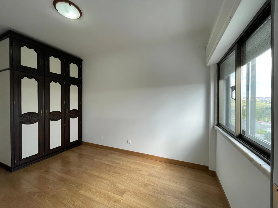 Apartamento T2 para Arrendamento em Benfica Foto 11
