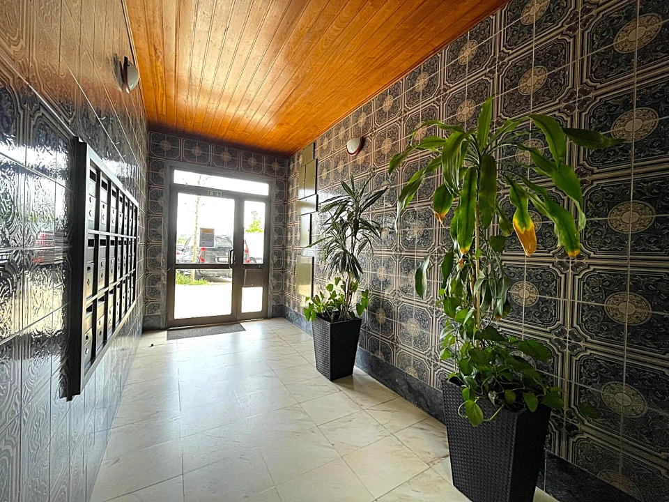 Apartamento T2 para Arrendamento em Benfica Foto 14