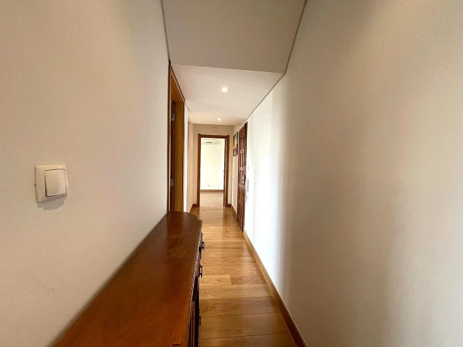Apartamento T2 para Arrendamento em Benfica Foto 10