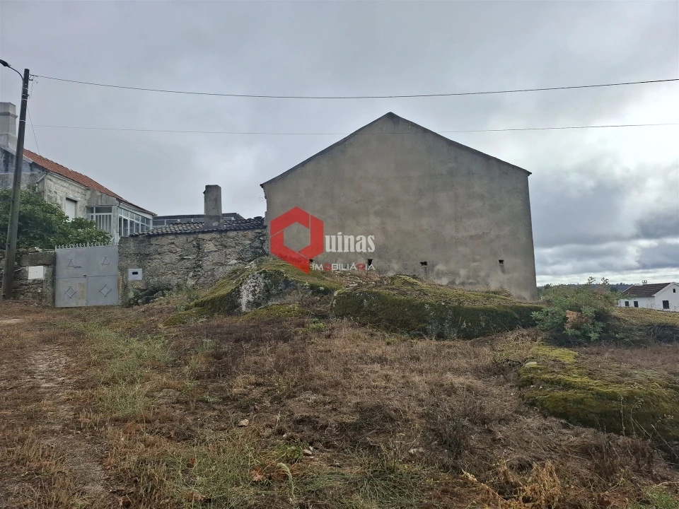 Moradia T3 para Arrendamento em Vila do Touro Foto 4
