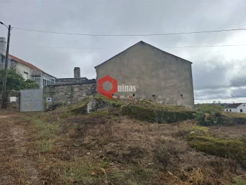 Moradia T3 para Arrendamento em Vila do Touro