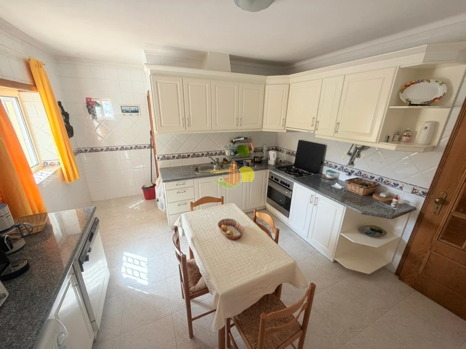 Apartamento T3 para Arrendamento em Buarcos Foto 1