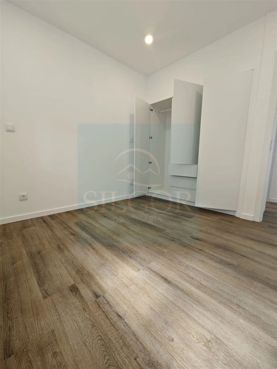 Moradia T2 para Venda em Baixa da Banheira e Vale da Amoreira Foto 6