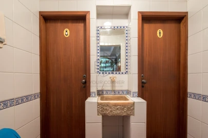 Prédio para Venda em Ramada e Caneças