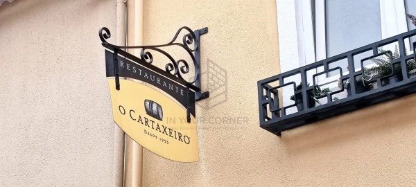 Prédio para Venda em Ramada e Caneças