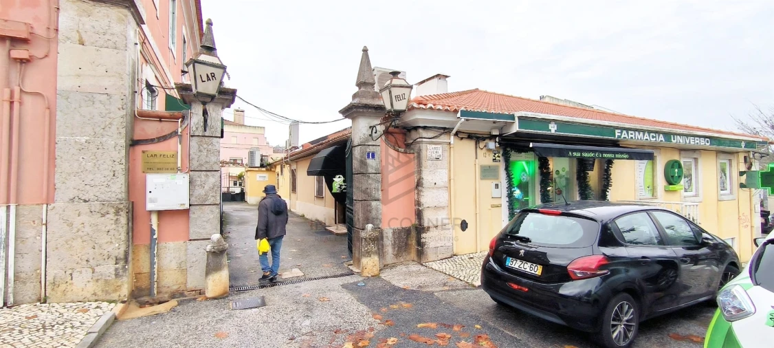 Prédio para Venda em Ramada e Caneças Foto 10