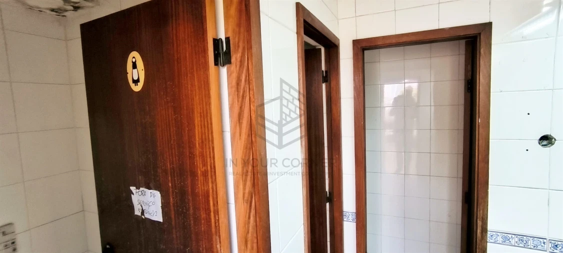 Prédio para Venda em Ramada e Caneças Foto 7