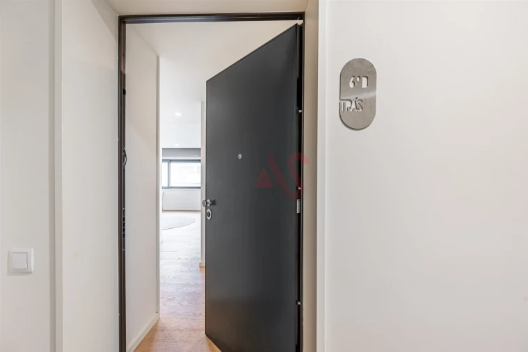 Apartamento T0 para Venda em Candoso Santiago e Mascotelos Foto 9