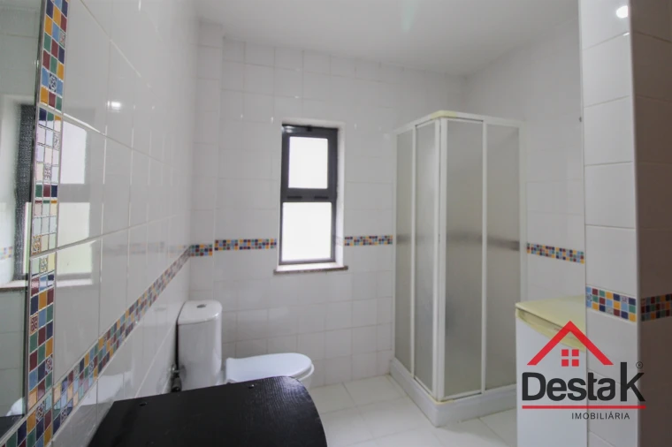 Apartamento T1 para Arrendamento em São Pedro do Sul, Várzea e Baiões Foto 10