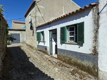 Moradia T3 para Venda em Sebadelhe