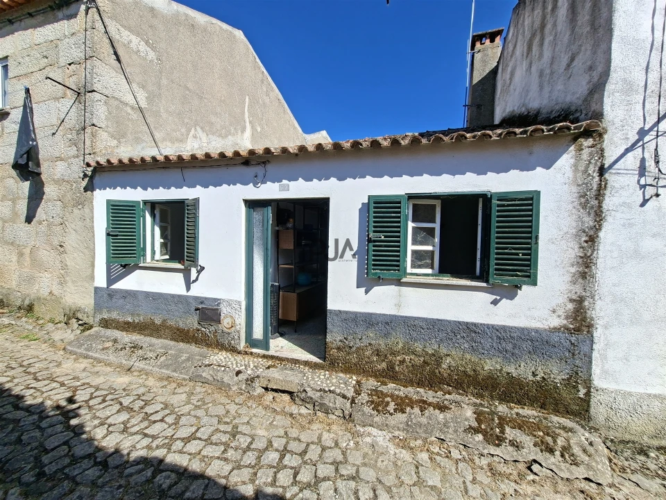 Moradia T3 para Venda em Sebadelhe Foto 1
