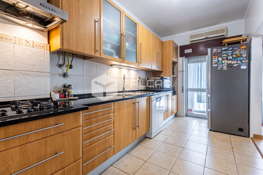 Apartamento T2 para Venda em Marvila, Ribeira Santarém, São Salvador, São Nicolau Foto 1