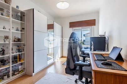 Apartamento T2 para Venda em Marvila, Ribeira Santarém, São Salvador, São Nicolau