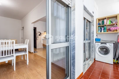 Apartamento T2 para Venda em Marvila, Ribeira Santarém, São Salvador, São Nicolau