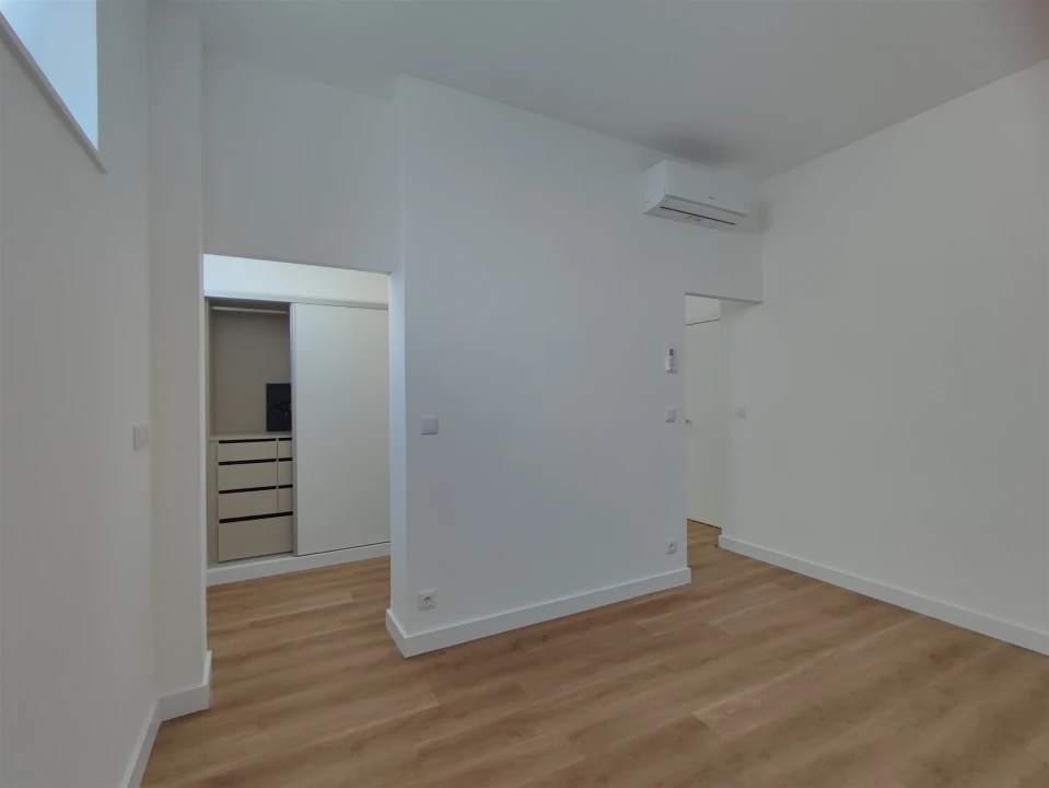 Apartamento T3 para Venda em Odivelas Foto 5