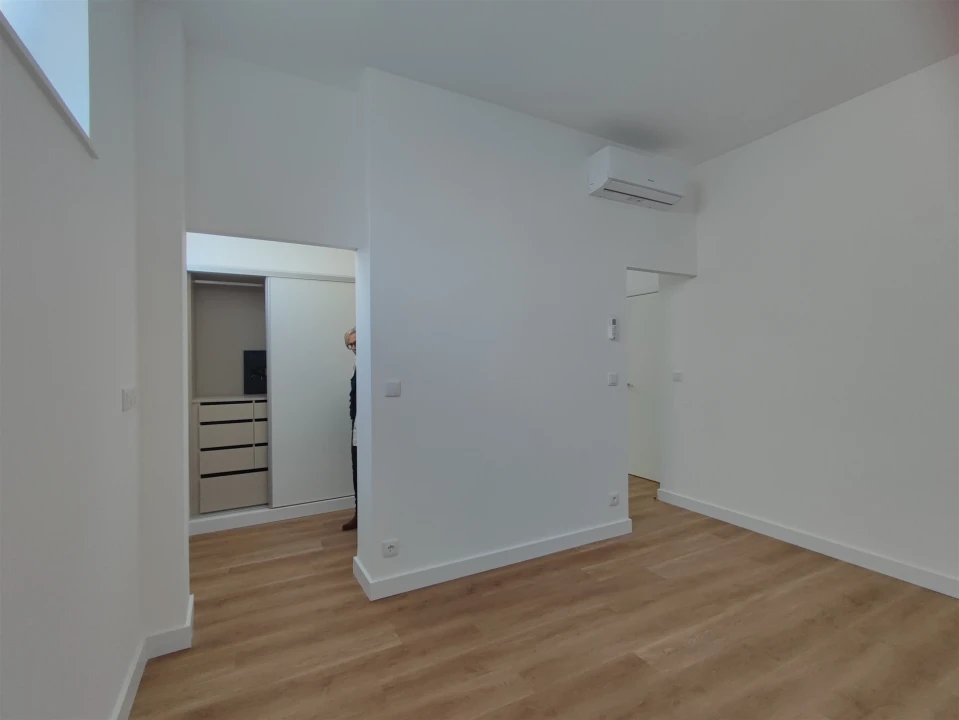 Apartamento T3 para Venda em Odivelas Foto 6