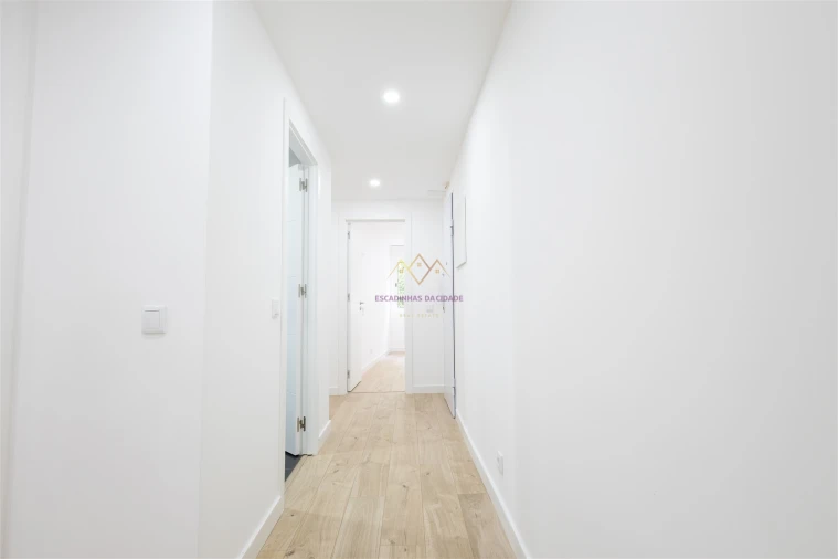 Apartamento T3 para Venda em Alverca do Ribatejo e Sobralinho Foto 8