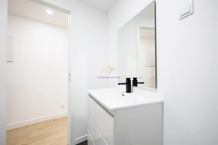 Apartamento T3 para Venda em Alverca do Ribatejo e Sobralinho Foto 9
