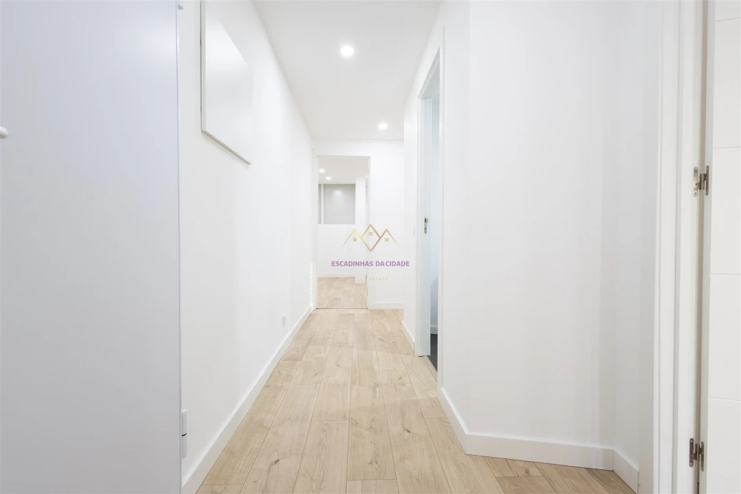 Apartamento T3 para Venda em Alverca do Ribatejo e Sobralinho Foto 3