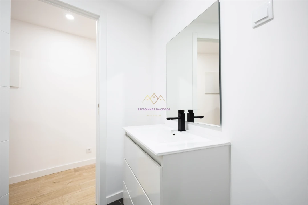 Apartamento T3 para Venda em Alverca do Ribatejo e Sobralinho Foto 9