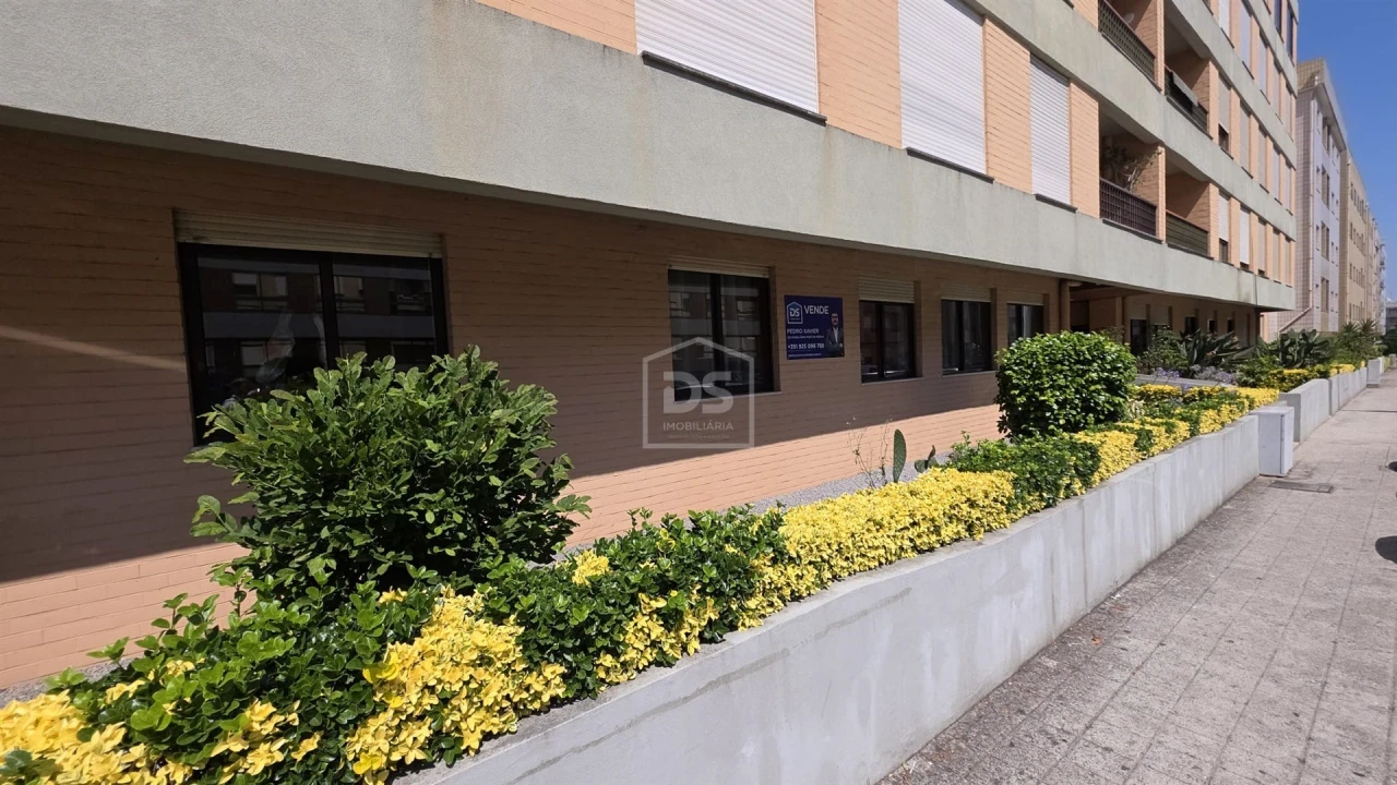 Apartamento T2 para Venda em São Mamede de Infesta e Senhora da Hora Foto 1