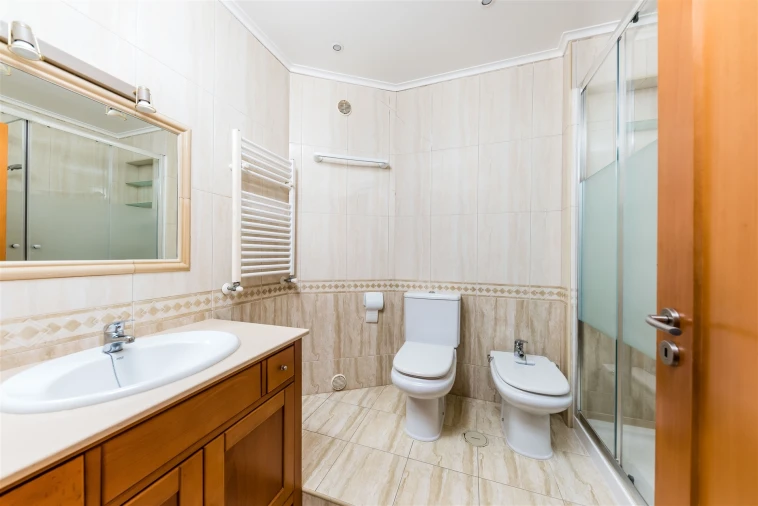 Apartamento T2 para Venda em Lourinhã e Atalaia Foto 17