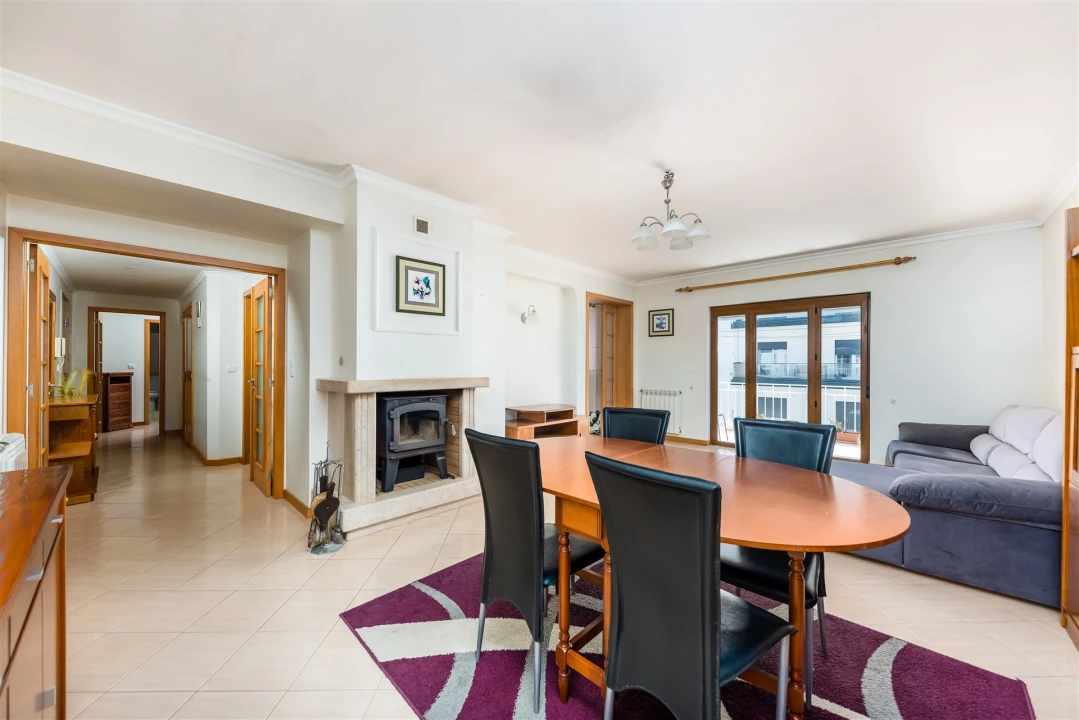 Apartamento T2 para Venda em Lourinhã e Atalaia Foto 12