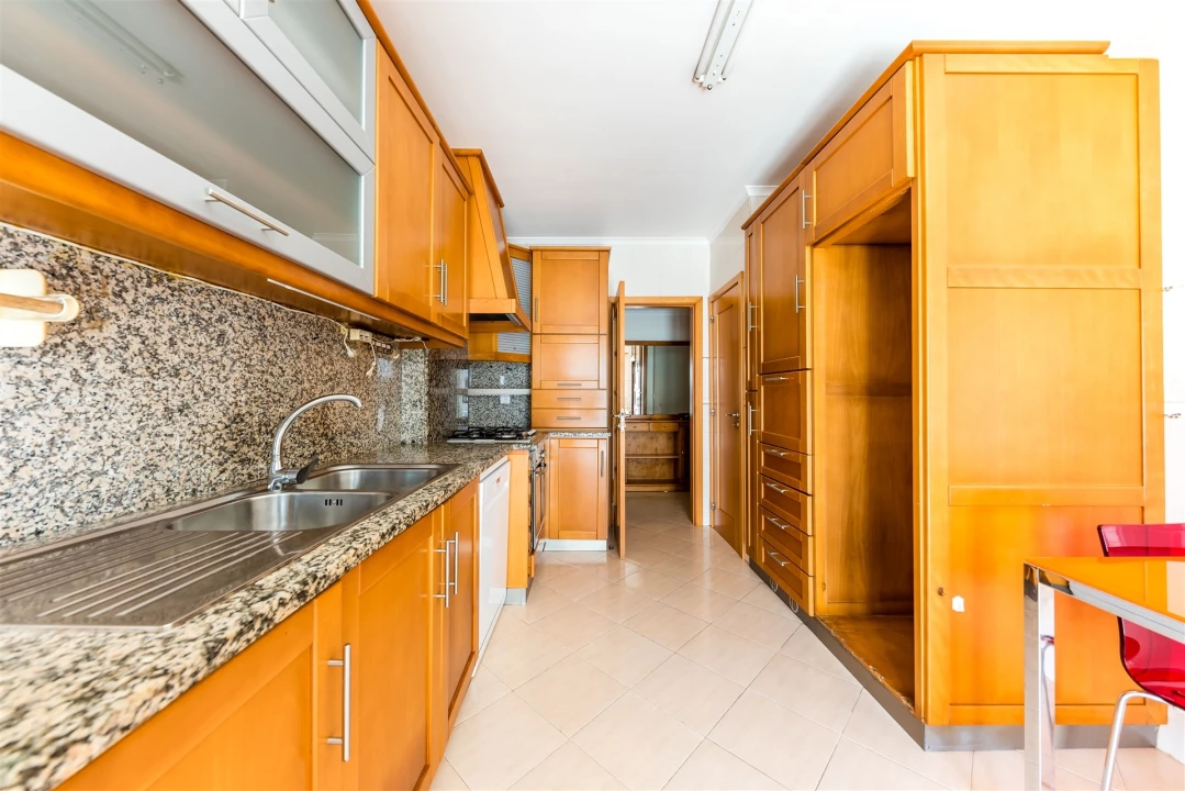 Apartamento T2 para Venda em Lourinhã e Atalaia Foto 10
