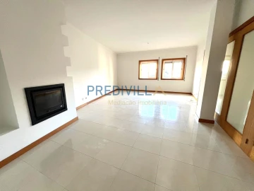 Moradia T3 para Venda em Arvore
