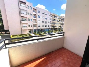 Apartamento T1 para Venda em Moreira