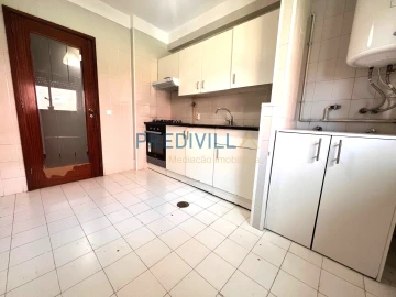 Apartamento T1 para Venda em Moreira