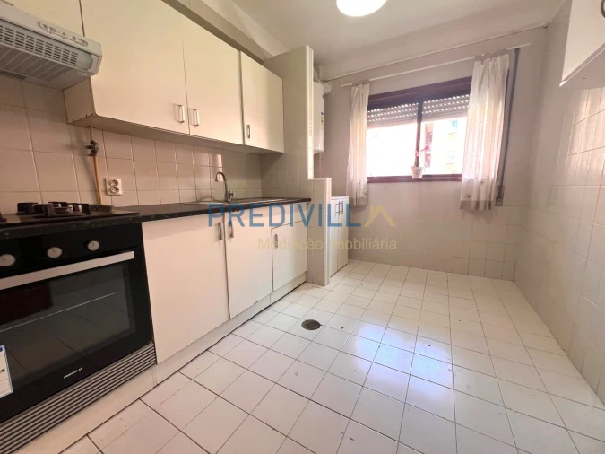 Apartamento T1 para Venda em Moreira Foto 13