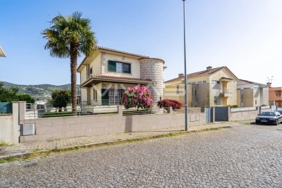 Moradia T3 para Venda em Gualtar