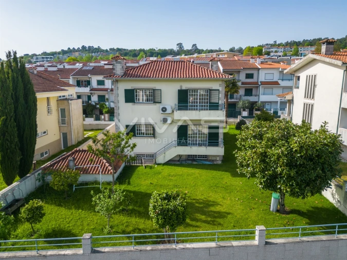 Moradia T3 para Venda em Gualtar Foto 6