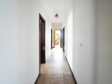 Apartamento T3 para Venda em O. Azeméis, Riba-Ul, Ul, Macinhata Seixa, Madail