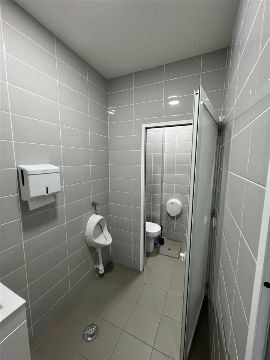Armazém para Venda em Fiães Foto 4