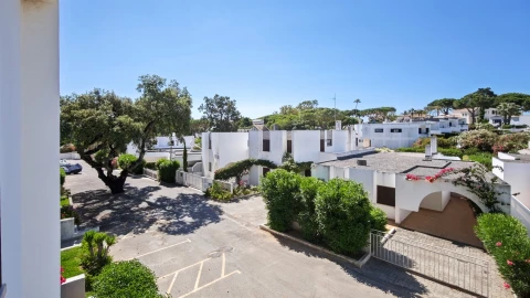 Apartamento T0 para Venda em Albufeira e Olhos de Água