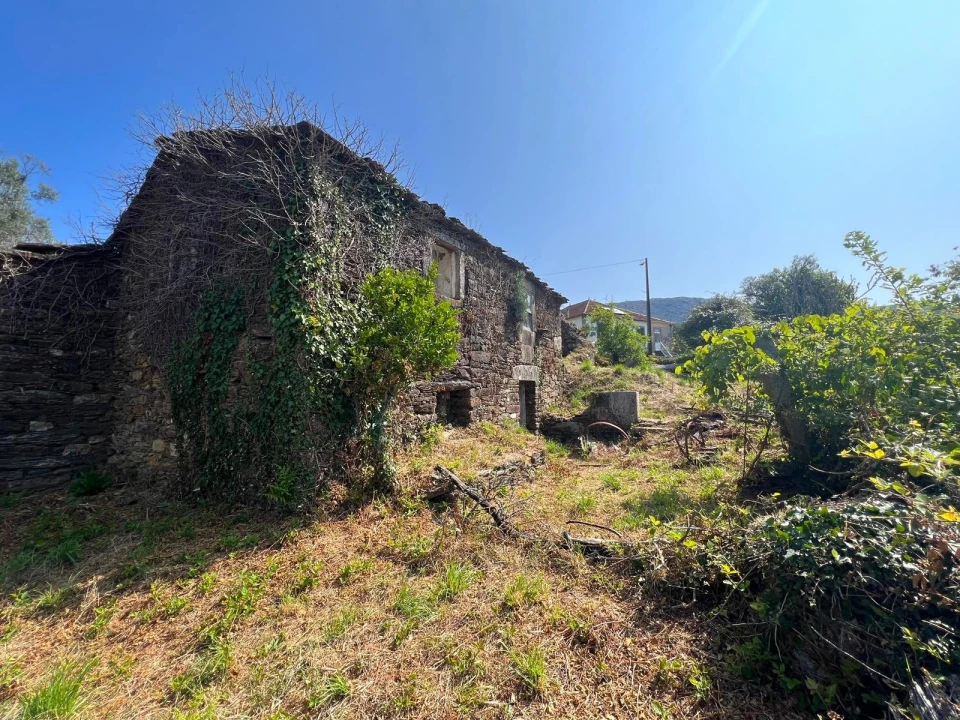 Terreno para Venda em Gondar e Orbacém Foto 9